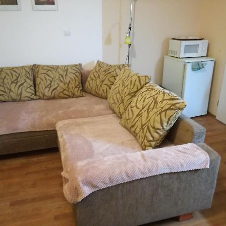 Apartman Orbit Karlov  Buitenkant foto